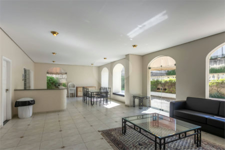 Apartamento à venda com 3 quartos, sendo 1 suíte, em Santo Amaro, São Paulo, SP