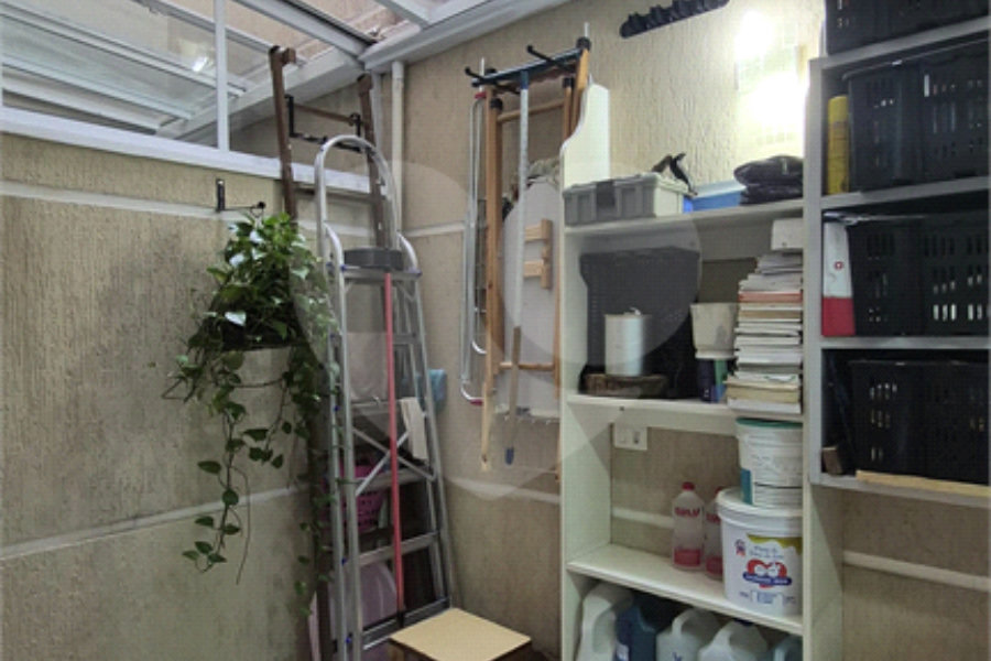 Casa à venda com 2 suítes no condomínio Simão Machado, São Paulo - SP
