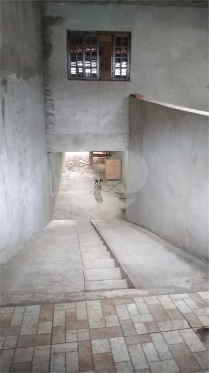 Casa à venda com 1 quarto em Água Vermelha, Poá, SP