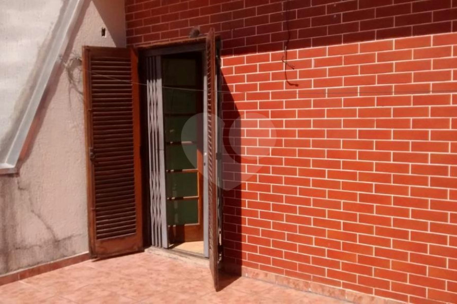 Sobrado à venda com 3 quartos, sendo 1 suíte, em Tremembé, São Paulo, SP
