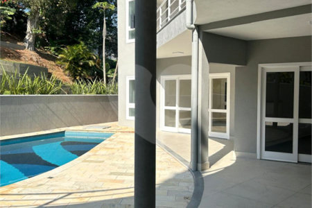 Casa à venda com 4 suítes no condomínio Jardim Paulista I, Vinhedo - SP
