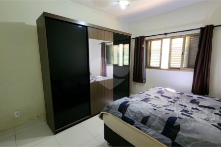 Casa à venda com 3 quartos, sendo 1 suíte, em Parque Residencial Vale do Sol, Araraquara, SP