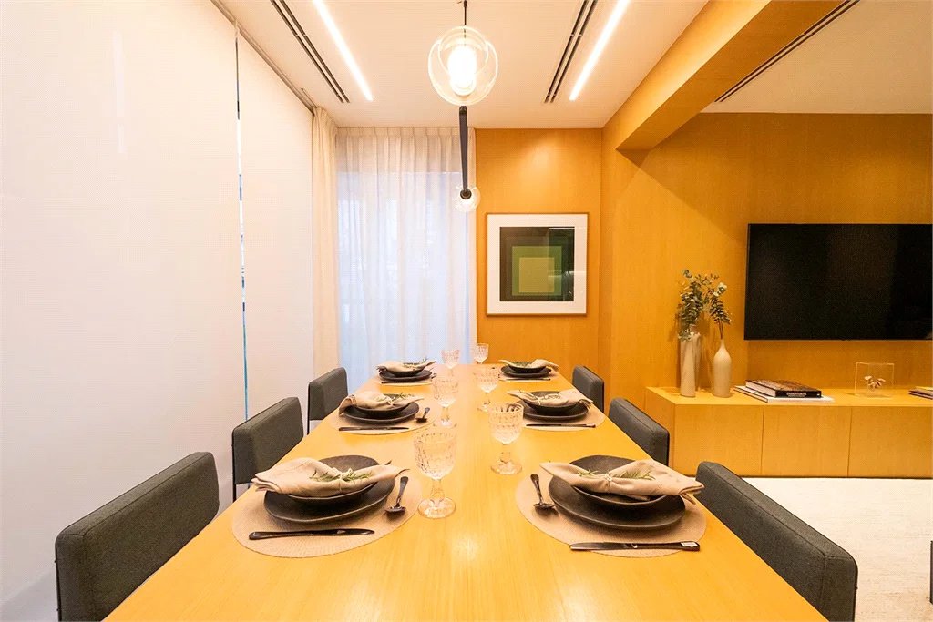 Apartamento à venda com 2 quartos, sendo 1 suíte,  em Pinheiros, São Paulo, SP