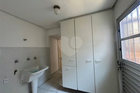 Casa à venda com 3 quartos, sendo 1 suíte,  em Santo Amaro, São Paulo, SP