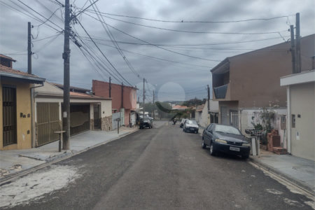 Casa térrea para venda.