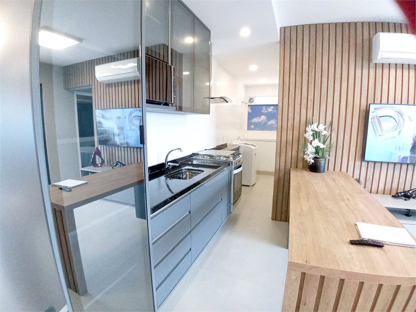 Apartamento à venda com 2 quartos, sendo 1 suíte, em Santa Teresinha, São Paulo, SP