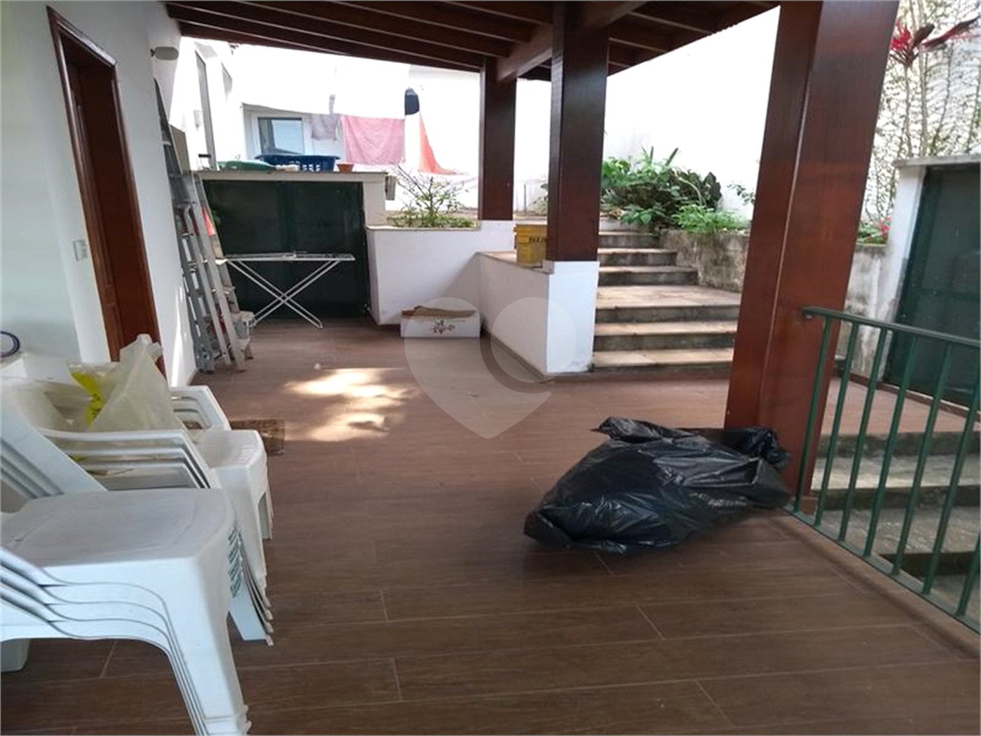 Casa à venda com 5 suítes em Vila Pirajussara, São Paulo, SP