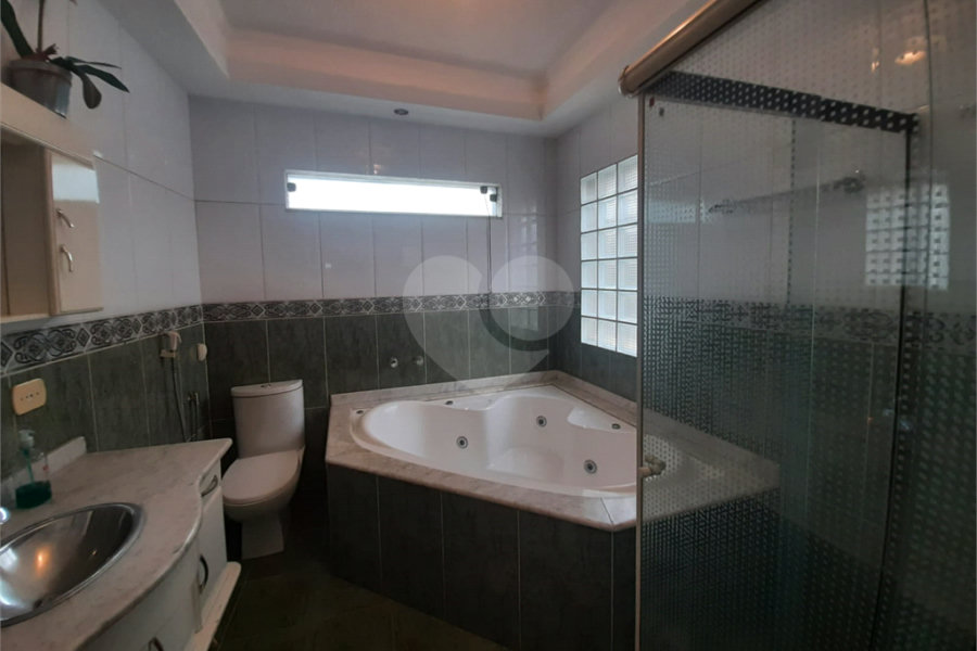 Sobrado à venda com 3 quartos, sendo 2 suítes, em Santana, São Paulo, SP