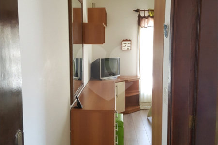 Sobrado à venda com 3 quartos, sendo 1 suíte, em Jardim Caravelas, São Paulo, SP