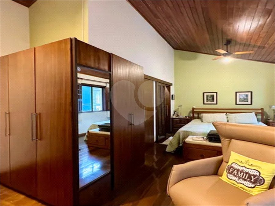 Casa de Vila à venda com 4 quartos, sendo 2 suítes,  em Botafogo, Rio de Janeiro, RJ