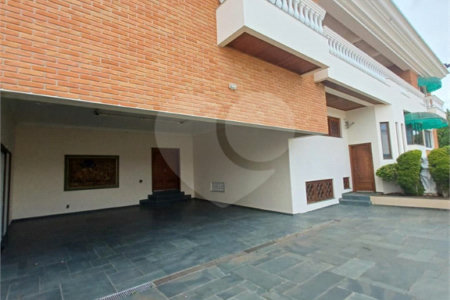 Casa à venda com 6 suítes no condomínio Portal da Raposo, Sorocaba - SP
