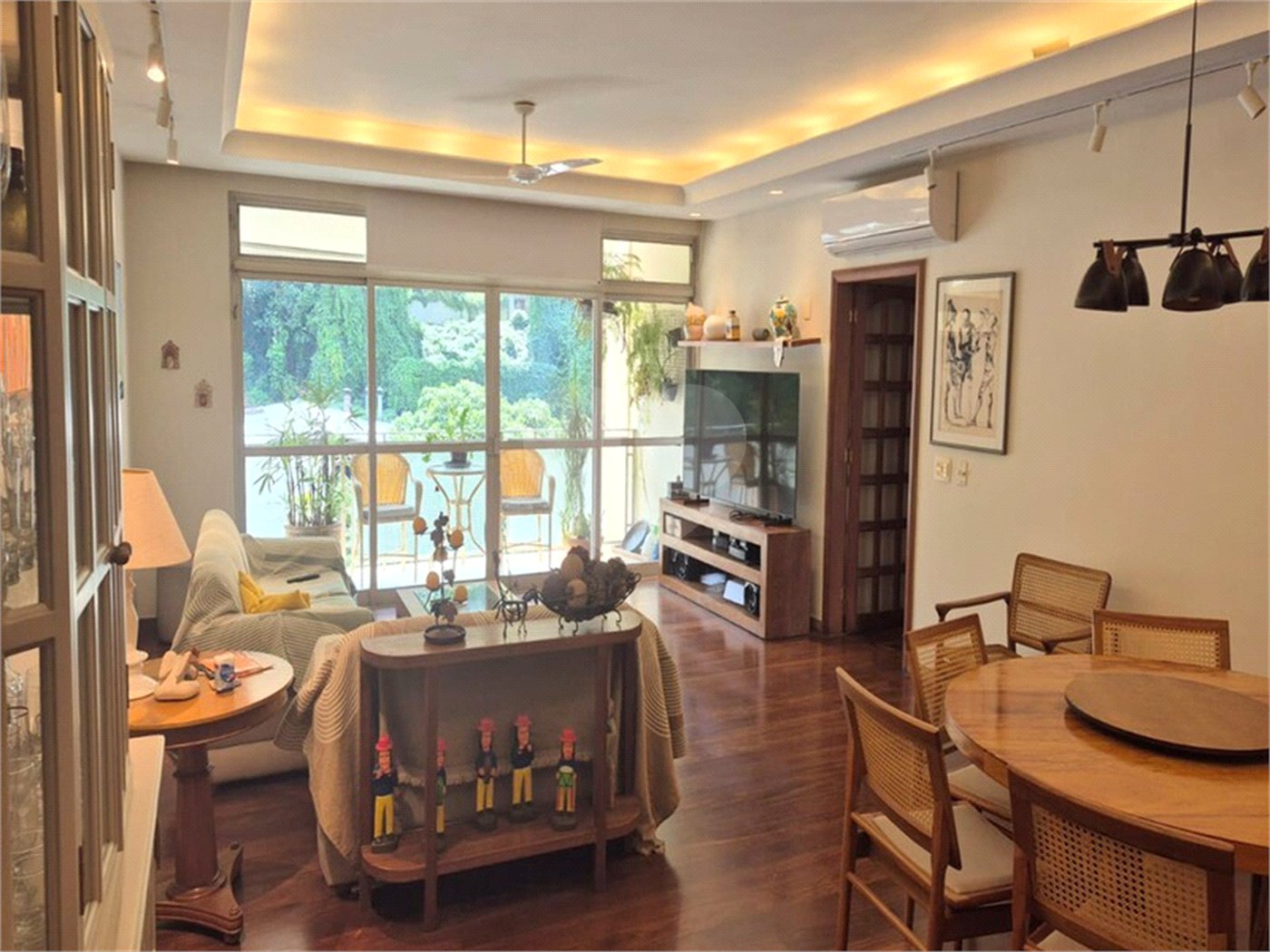 Apartamento à venda com 3 quartos, sendo 1 suíte, em Cosme Velho, Rio de Janeiro, RJ