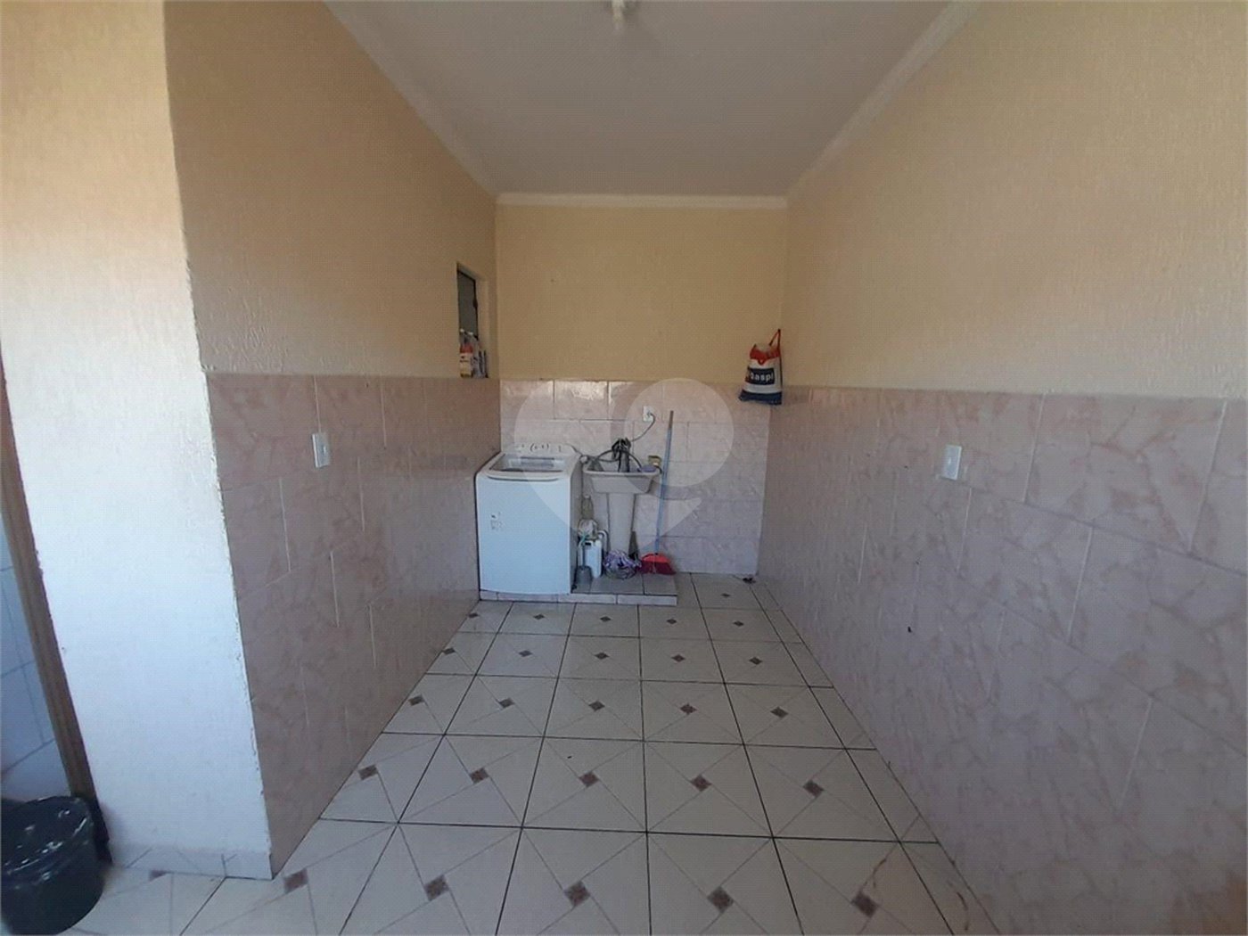 Casa à venda com 3 quartos, sendo 1 suíte, em Jardim São Guilherme, Sorocaba, SP