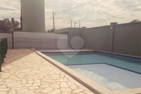 Apartamento à venda com 2 quartos no Centro-sul, Várzea Grande, MT