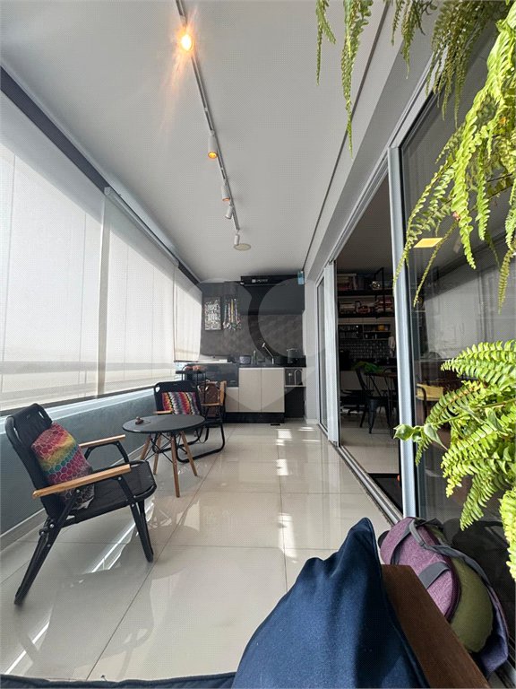 Apartamento à venda com 2 quartos, sendo 1 suíte,  em Tatuapé, São Paulo, SP