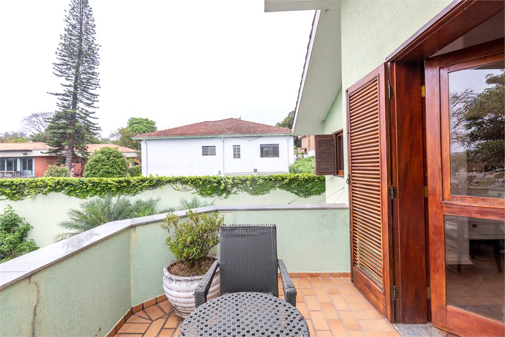 Casa à venda com 4 quartos, sendo 2 suítes, em Brooklin Paulista, São Paulo, SP
