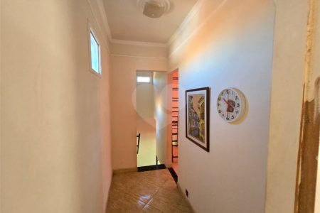 Casa à venda com 5 quartos, sendo 1 suíte,  em Vila Santana, Itapetininga, SP