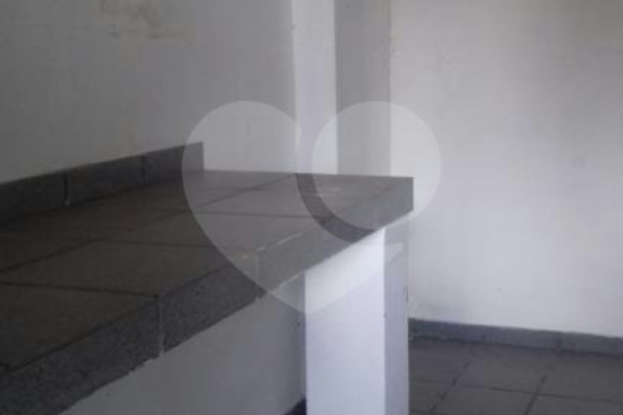 Sobrado à venda com 3 quartos, sendo 1 suíte,  em Vila Pereira Barreto, São Paulo, SP
