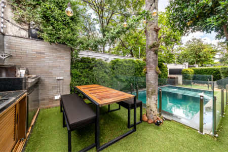 Casa à venda com 4 suítes no condomínio New Port Village, São Paulo - SP
