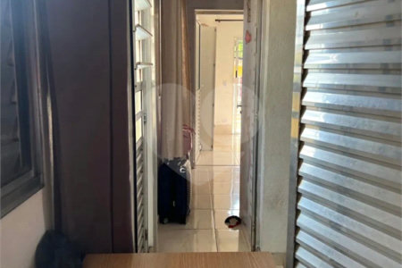 Casa à venda com 3 quartos em Jardim Suína, Taboão da Serra, SP
