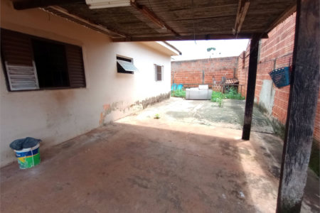 Casa à venda com 2 quartos em Vila Mazzei, Itapetininga, SP