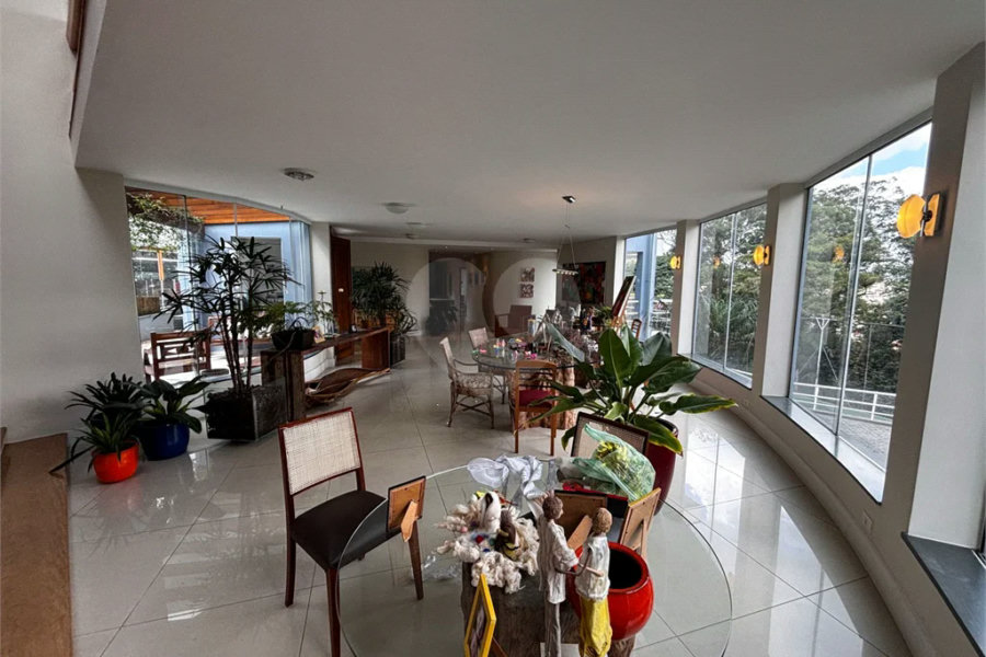 Casa à venda com 5 suítes em Tremembé, São Paulo, SP