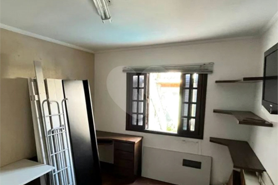 Casa à venda com 4 quartos, sendo 1 suíte, em Santana, São Paulo, SP