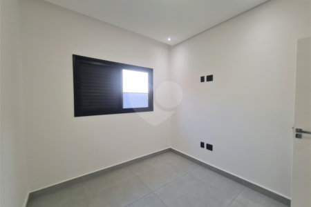 Casa à venda com 3 quartos, sendo 1 suíte, no condomínio Reserva Ipanema I, Sorocaba - SP