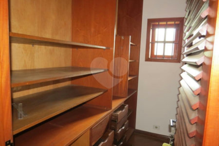 Casa de Vila à venda com 4 suítes em Morumbi, São Paulo, SP