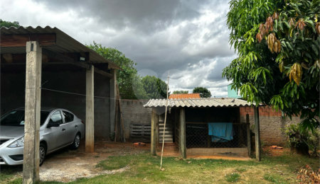 Sobrado à venda com 3 quartos, sendo 2 suítes, em Vila Mazzei, Itapetininga, SP