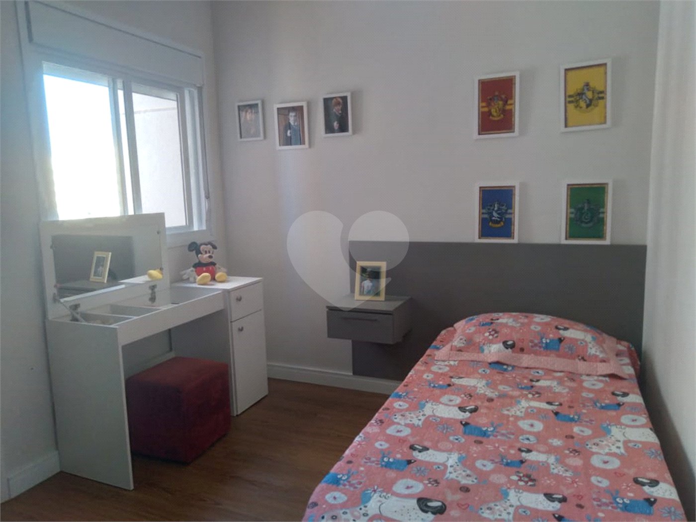 Apartamento à venda com 4 quartos, sendo 3 suítes,  em Vila Nova Socorro, Mogi das Cruzes, SP