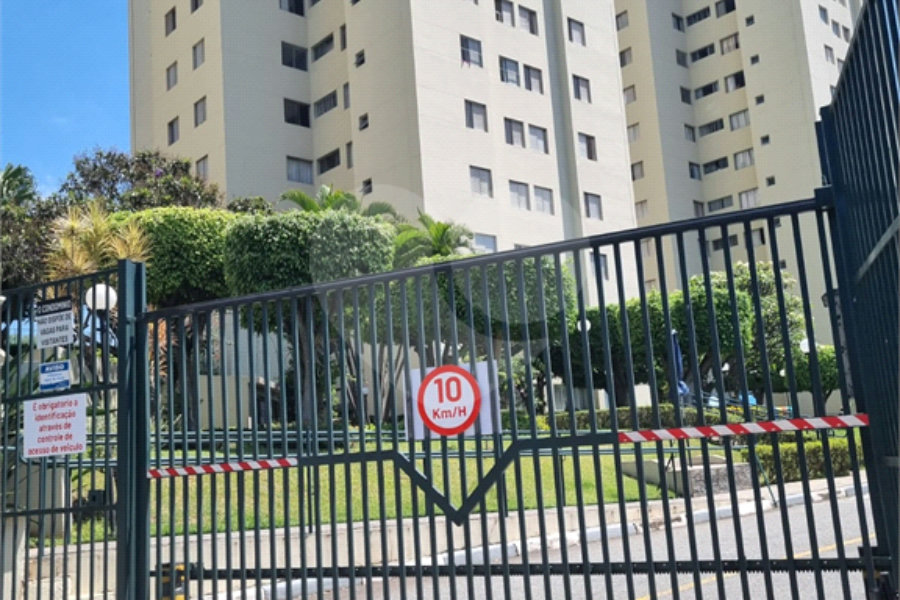 Apartamento à venda com 2 quartos em Parque Maria Domitila, São Paulo, SP