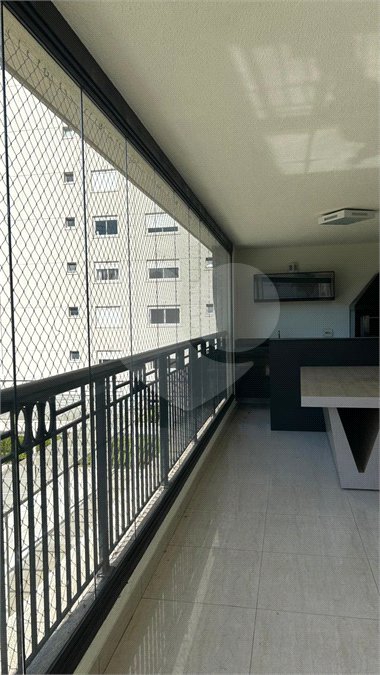 Apartamento para alugar com 3 suítes em Santana, São Paulo, SP