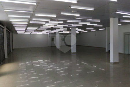 Salão para alugar em Cocaia, Guarulhos, SP