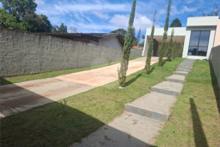 Casa à venda com 3 quartos, sendo 1 suíte, em Estância Comandante Barros, Jarinu, SP