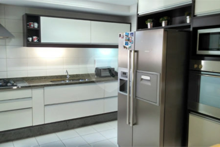 Apartamento à venda com 3 suítes em Jardim Londrina, São Paulo, SP