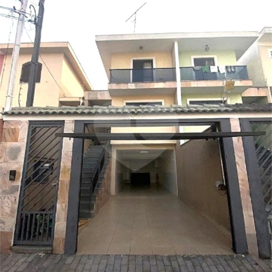Sobrado à venda com 3 quartos, sendo 1 suíte, em Vila Nivi, São Paulo, SP
