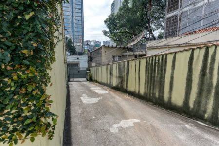 Casa de Vila à venda com 3 quartos, sendo 1 suíte, em Vila Pompéia, São Paulo, SP