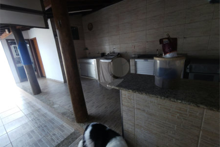 Casa à venda com 4 quartos, sendo 1 suíte, em Jardim Silvânia (vila Xavier), Araraquara, SP