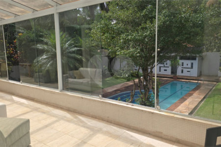 Casa à venda com 4 suítes em Santo Amaro, São Paulo, SP