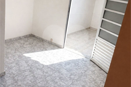 Casa à venda com 3 quartos, sendo 1 suíte, em Jardim Campo Limpo, São Paulo, SP