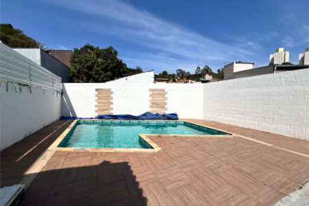Casa à venda com 2 quartos em Vila Jeriva, Várzea Paulista, SP