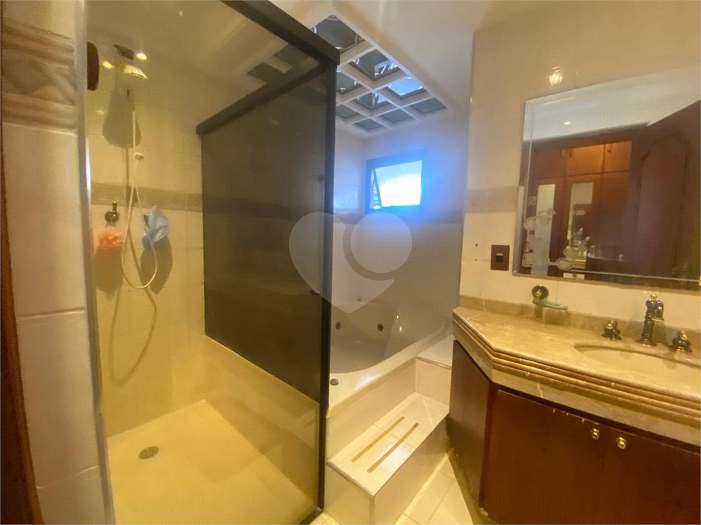 Apartamento à venda com 3 suítes em Tatuapé, São Paulo, SP