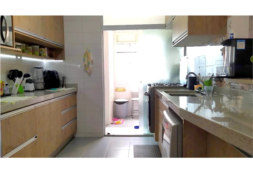 Apartamento à venda com 3 quartos, sendo 1 suíte,  em Vila Suzana, São Paulo, SP