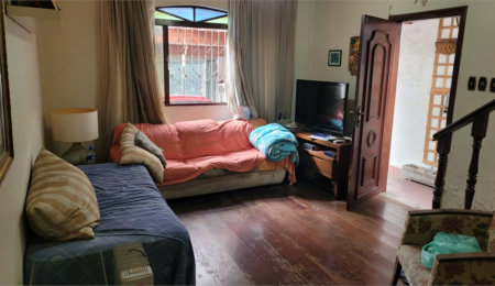 Casa à venda com 3 quartos, sendo 1 suíte,  em Vila Tiradentes, São Paulo, SP