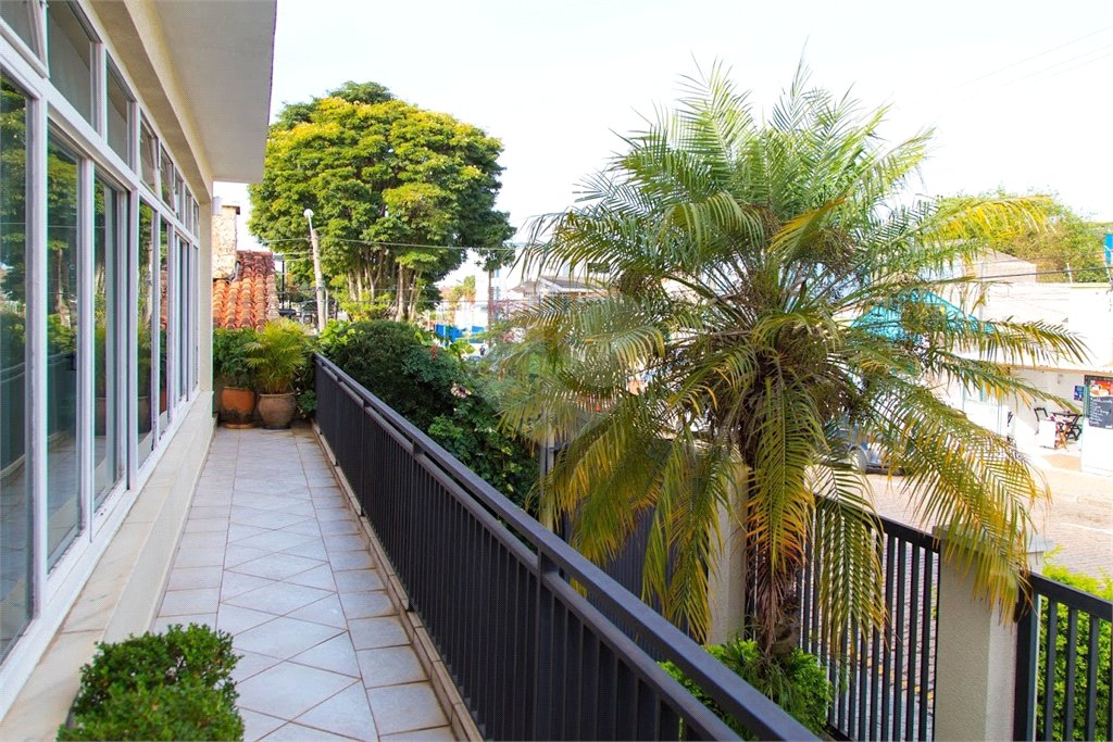 Casa à venda com 4 quartos, sendo 1 suíte, no Centro, Atibaia, SP