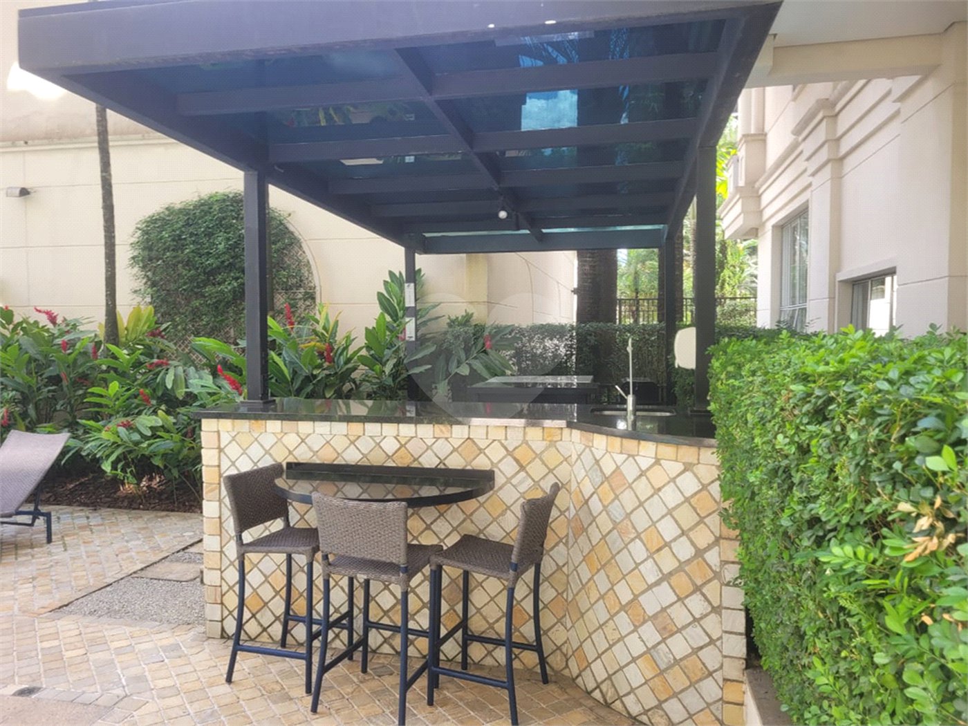 Apartamento à venda com 3 quartos, sendo 2 suítes, em Vila Uberabinha, São Paulo, SP