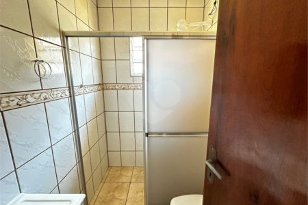 Sobrado à venda com 4 quartos, sendo 1 suíte, em Vila Amorim, Suzano, SP