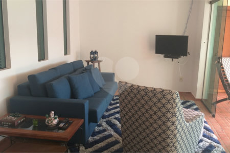 Casa à venda com 5 quartos, sendo 2 suítes, no condomínio Vinhas da Vista Alegre - Lado Sede, Vinhedo - SP