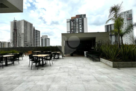 Apartamento à venda com 3 suítes, em Vila Independência, São Paulo, SP